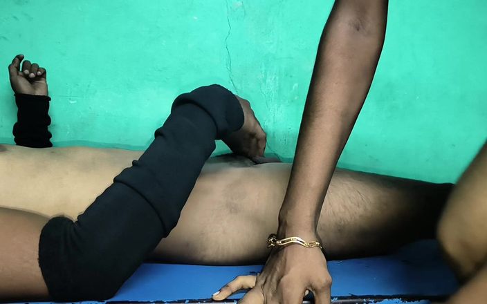 Kalai selvi: Tamil madrasta e enteado fodem duro vídeo parte 1