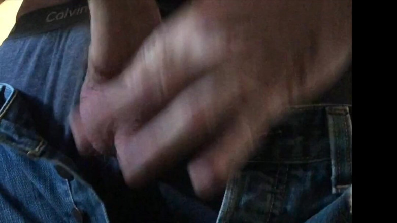 OhTrevor: Ohtrevor ayakta şenlik yapıyor.