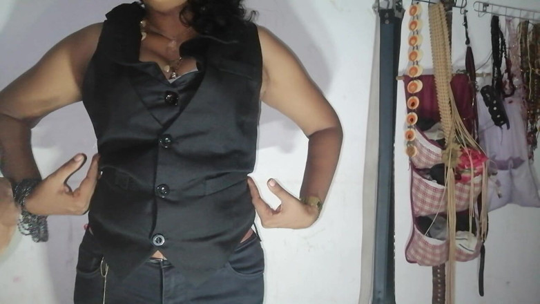 Tina Baby: Clube milf se preparando para vestir Mak