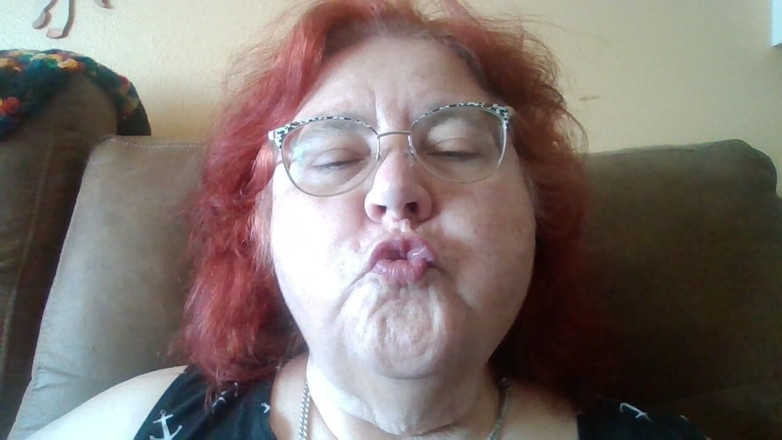 BBW nurse Vicki adventures with friends: Požadované Video, Jak Dělám Zvuky Polibků a Mohu Mě Sledovat,...