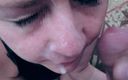Lorem Ipsum: 그녀의 예쁜 얼굴에 두꺼운 사정을 끝낸 밀프의 펠라 클로즈업