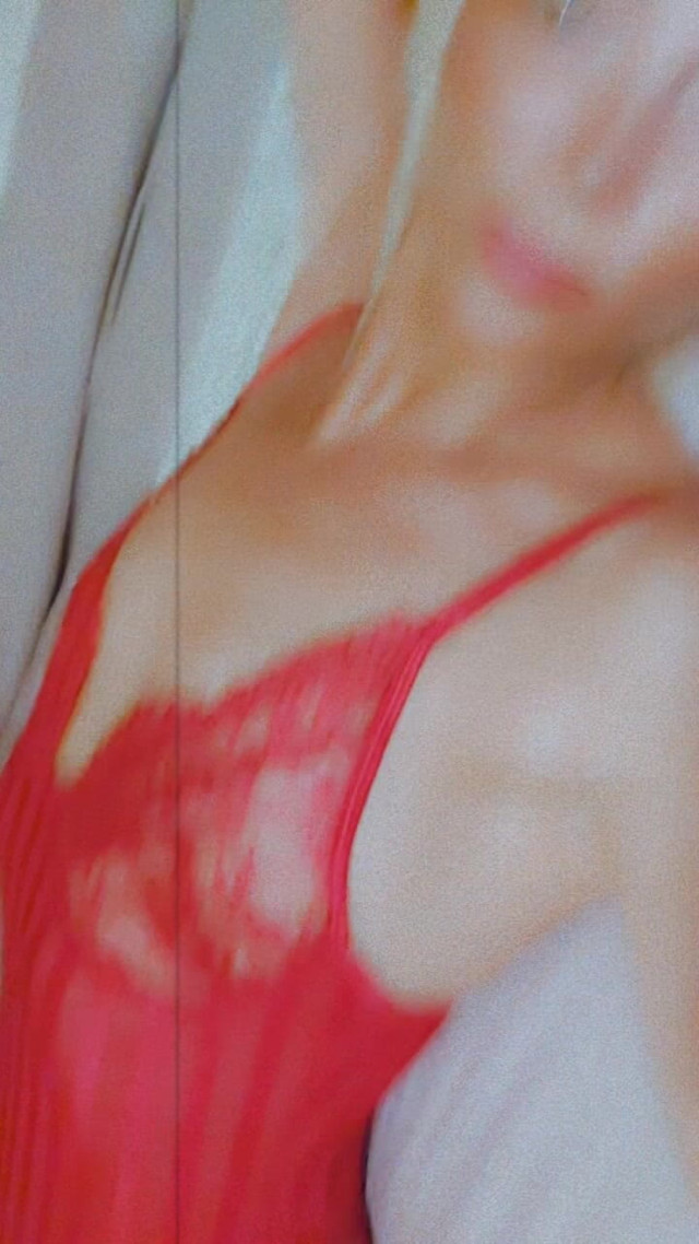 Cherriepie in Red (Cherrie pie) Cherriepie in Red (Cherrie pie)