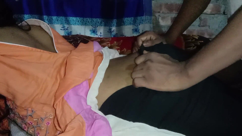 Deshi women: First Time Sex My College Girlfriend Comes to My House...