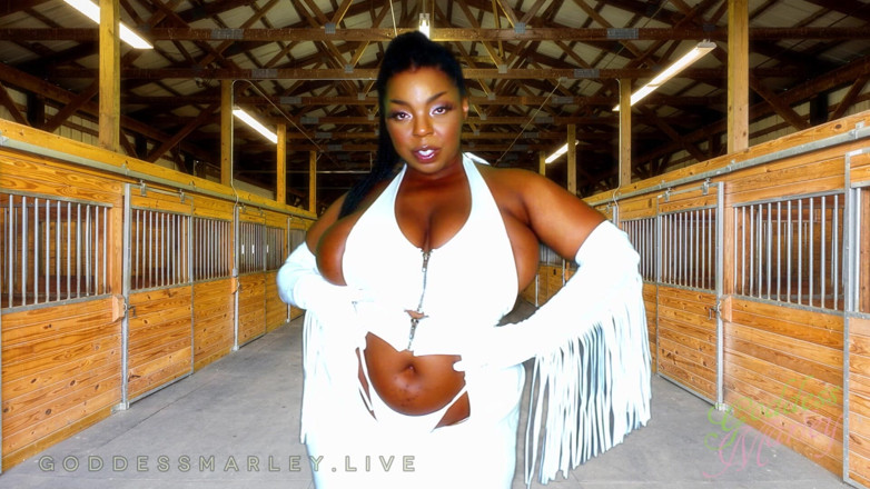 Goddess Marley: ถูกสร้างมาเพื่อกินน้ําแตก!