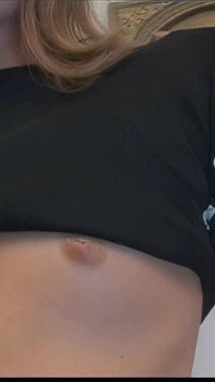 Holky flirtují a jsou nahé při sexy šukání kompilace