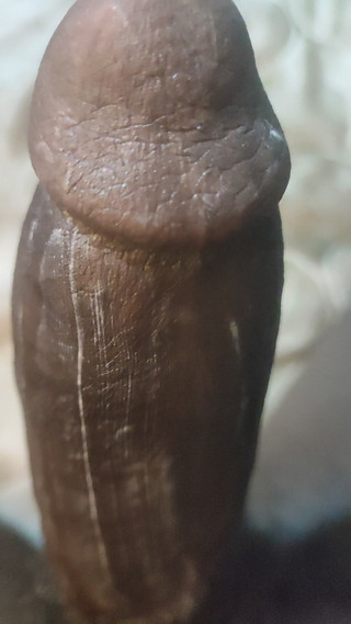 Fryied: 男は彼が絶頂するまで自慰行為をする