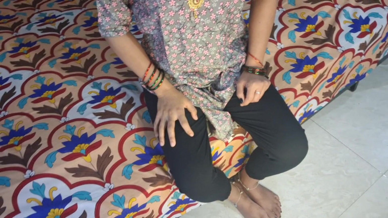 Pure Organ0: Desi bhabhi sex video indické bhabhi Dewar těsná kundička šukání s...