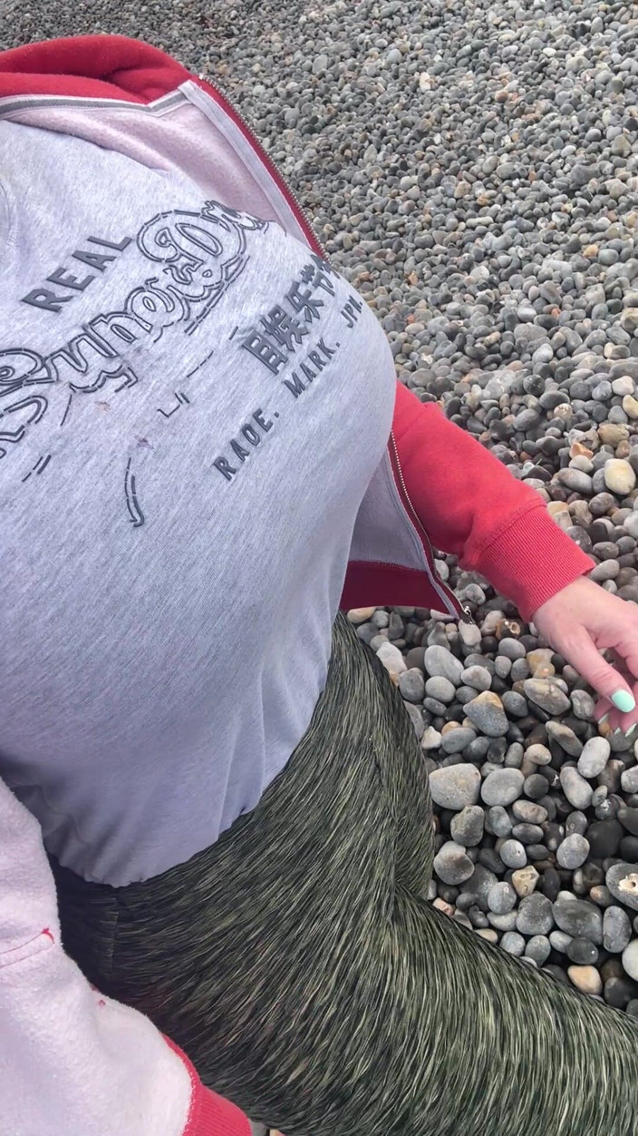 Sophie James: 34jj errore di escursione in spiaggia perché ho dovuto toglierlo...