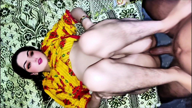 Kingsizedevil: Sexy íránská dívka v těsné žluté Salwar Kameez Masivní prsa šukání prsou a...