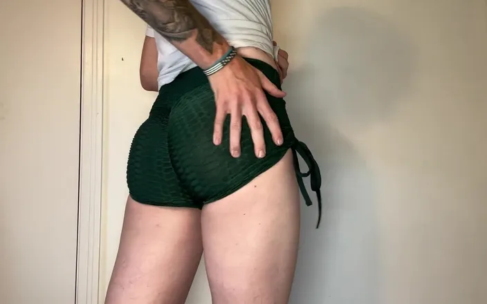 Little Butt: New panty try on haul