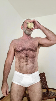 Sexy Hairy Muscle Bear