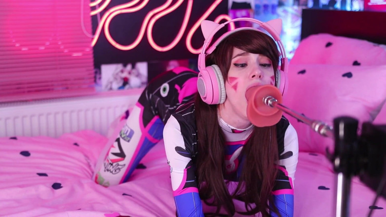Yukki Amey: D.va Dva overwatch pilotes si scopa una macchina