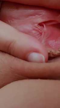 PAWG Wife Plays First Thing in the Morning and Masturbates, Her Pussy Loves It