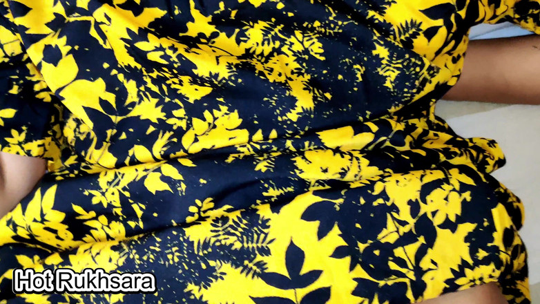 hot_rukhsara: 彼氏と出かけていて、結局彼の9インチの大きなチンポと関係を持ったことになりました