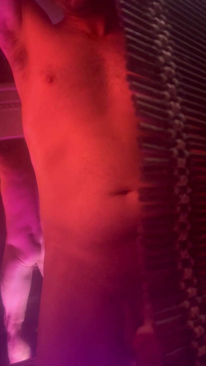 Disb33: La più eccitante masturbazione e orgasmo di un ragazzo e...