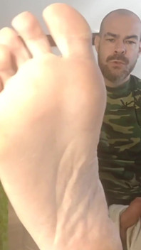 Serving Some Feet 🐾