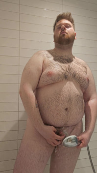 Chub Showers in Hotel