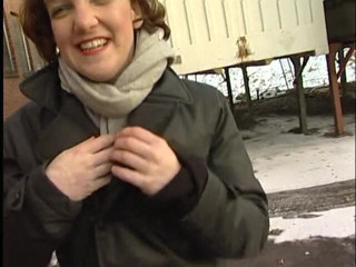 Lucky Cooch: Brunette flashing for the camera