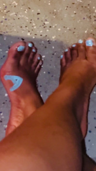 Painted Toes