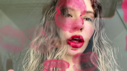 Rarible Diamond: Baiser rouge sensuel