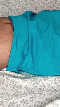 Dona de casa fodida por massageador parte 2