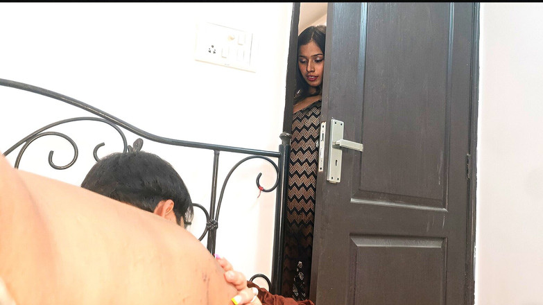Londamaal123: Indisk Desi Deavar Bhabhi hardcore sex framför frun