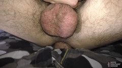 Boys half-way house: Seau à sperme tagué