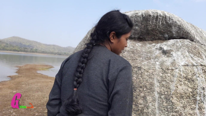 Horny_Bong: Indisch koppel seks aan de rivierkant buitenshuis