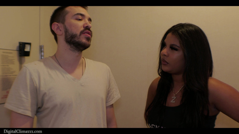 Digital climaxxx: Cheating Ebony Wife ( Zoey Reyes ) Gets Drilled by Big Dick...