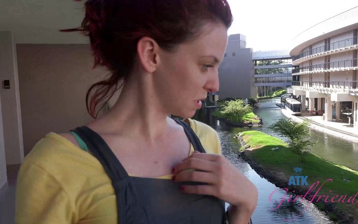 ATK Girlfriends: Emma Evins के साथ हवाई में वर्चुअल वेकेशन #2 भाग 3