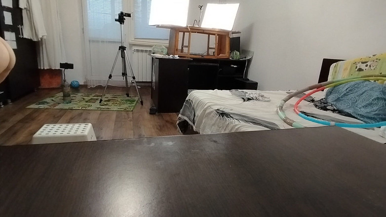 Amateur_MS: 집에서 알몸으로 운동하는 섹시한 마누라. 팬티 스타킹을 신은 섹시한 갈색 머리