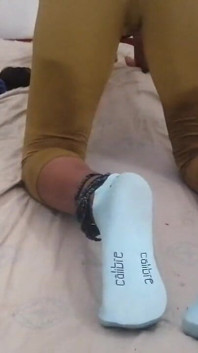 Sexy ohýbání nevlastní mámy s velkým zadkem na dno
