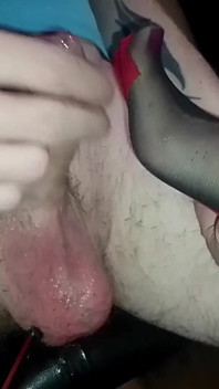 Dalle Carezze a Un Magico Footjob Con Calze E Nuovi Tacchi a Spillo