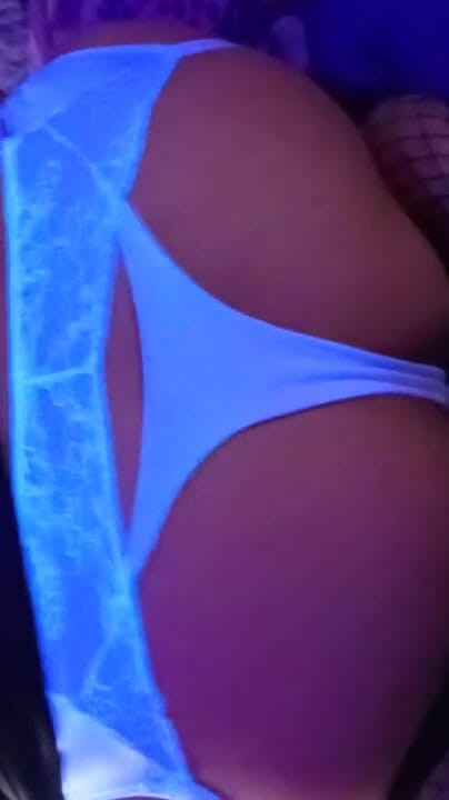 Hot Ass (Erwin Anillo)