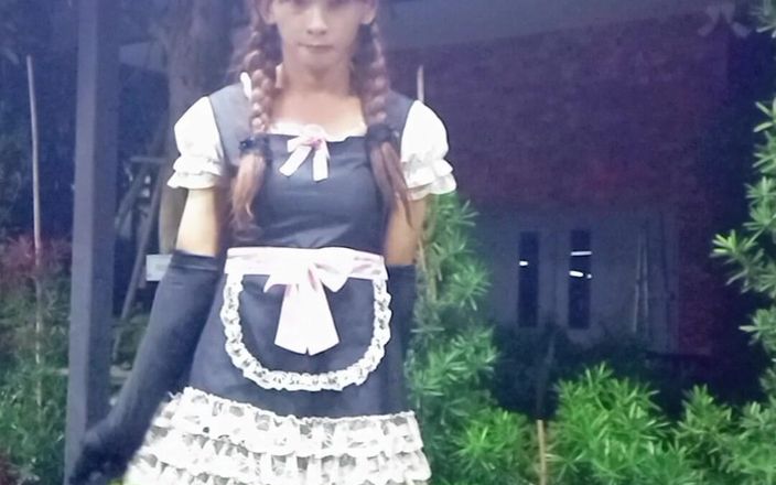Menaiisd: Maid Cum