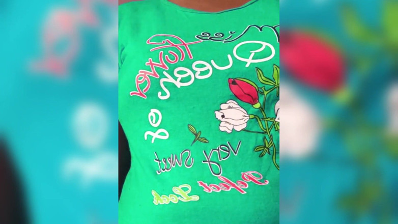 Ammukutty88: Ammu T-Shirt Menanggalkan Pertunjukan Buah Dada Besar Dan Urutan Minyak –...