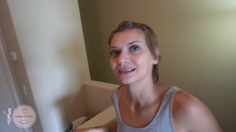 Katie Diggs: Repair man cums in her mouth for composition