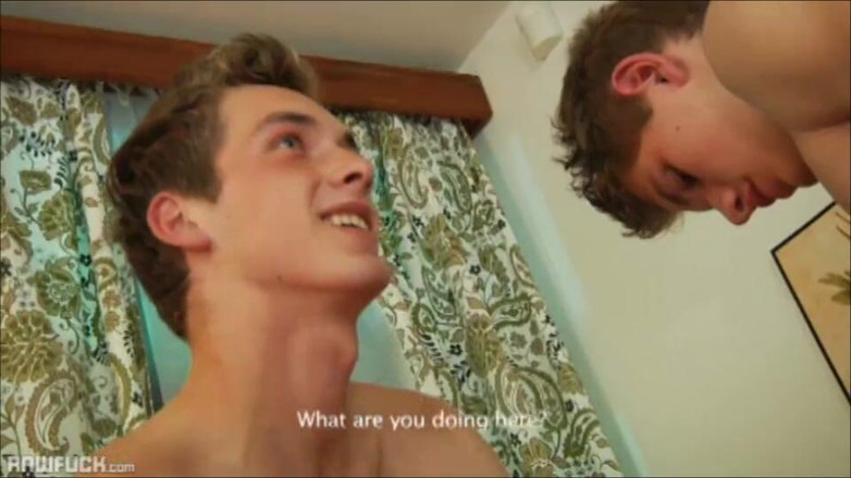 Raw Fuck: 자신의 개인 정보 보호 및 엉덩이를 침해