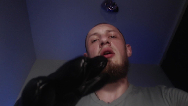 Hunky time: Das Alpha Mit Lederhandschuhen Dominiert