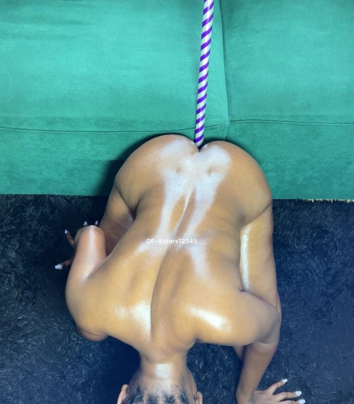 Its Nyota: Awek amatur nakal membongkok orgasme pada batang