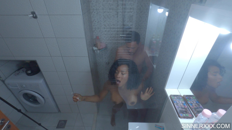 Sinners World: Big Booty Ebony Fucked Hard in Shower - Kiki Minaj