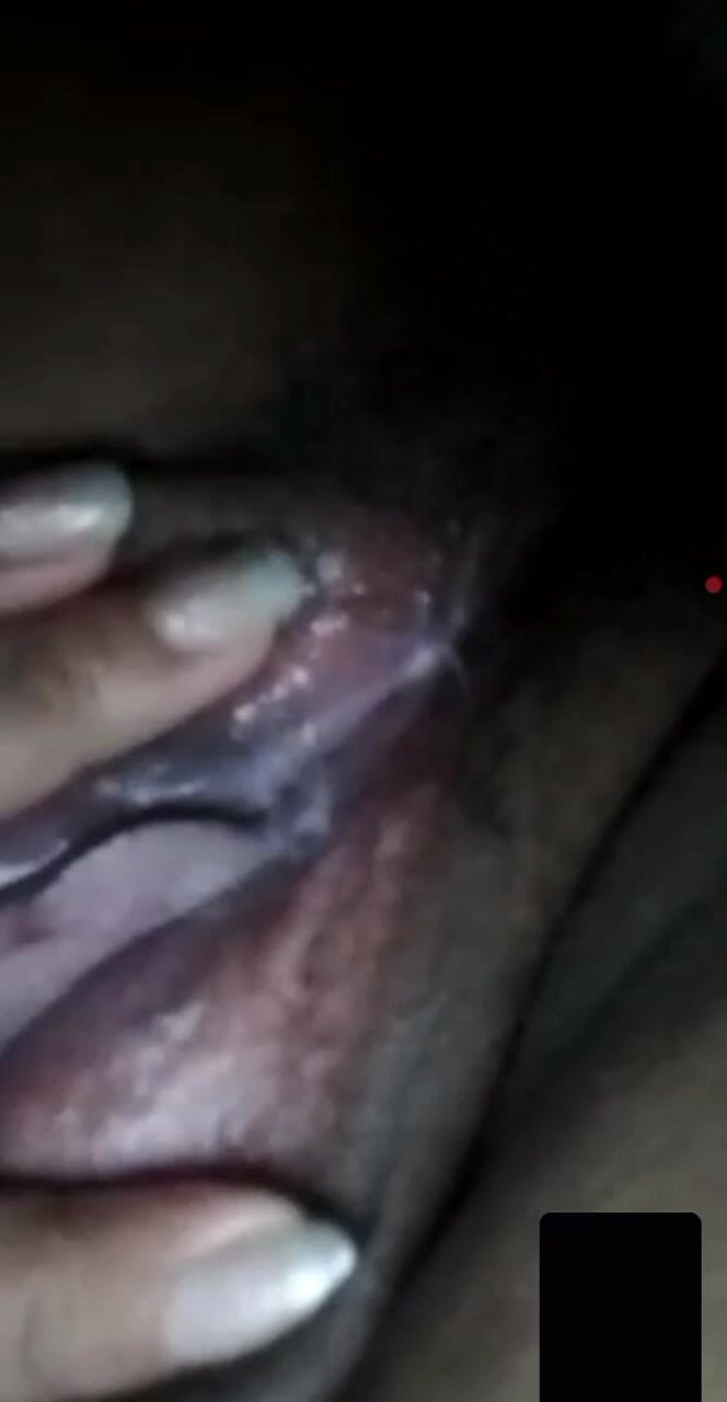 Asim xsim: Pathan mädchen fingert muschi und leckt virales video teil 1