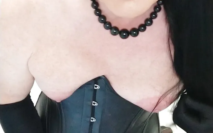 Emma Browne: Sissy Trans Girl Big Nipples and Tits Swinging