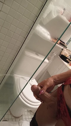 Paloma veiga một mình trong phòng hứng tình