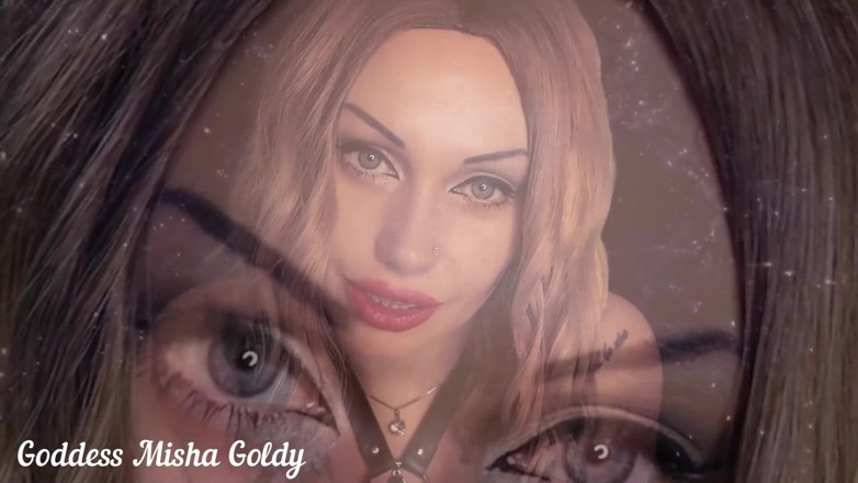Goddess Misha Goldy: L'ipnotizzante ASMR &amp; Contatto visivo! Metterò la tua castità Mentale! JOI