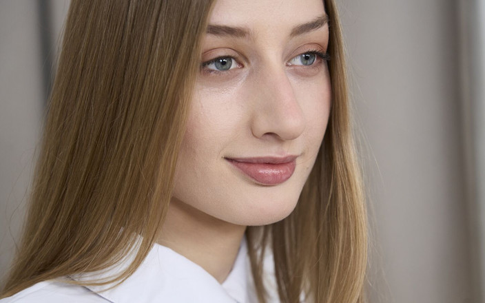 Only Tarts: Bonus - krásná dívka Sasha Paige pro tebe masturbuje