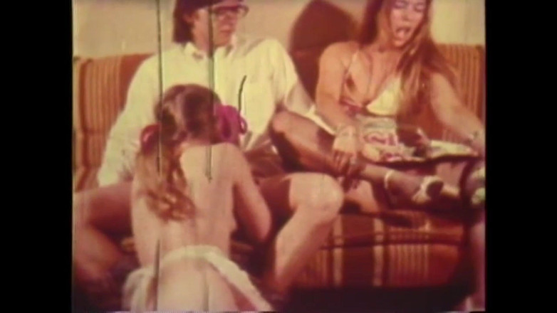 The Unforgettable: Sıcak lezbiyenler ve o lanet