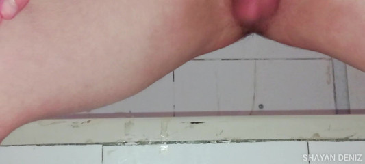 shahindeniz500: Shayan Deniz - Real Amateur Bath Tub Video