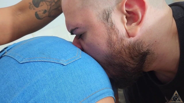 DGC Femdom Videos: Marcella Schultz Farting - Thank Me for the Privilege of Smelling...