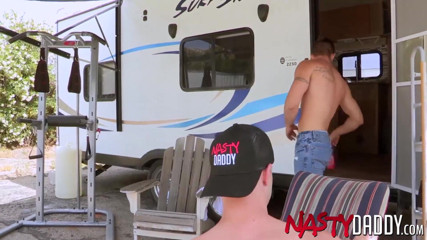 Nasty Daddy: Nasty Daddy - Jock Nic Sahara rakannya Ian Frost